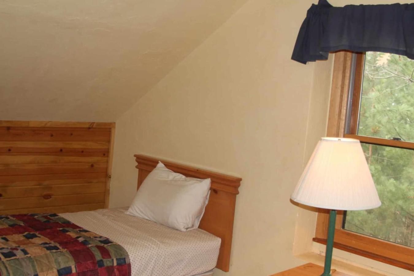 Saint Germain Bayview Resort Sunset Lookout Cabin 6 מראה חיצוני תמונה