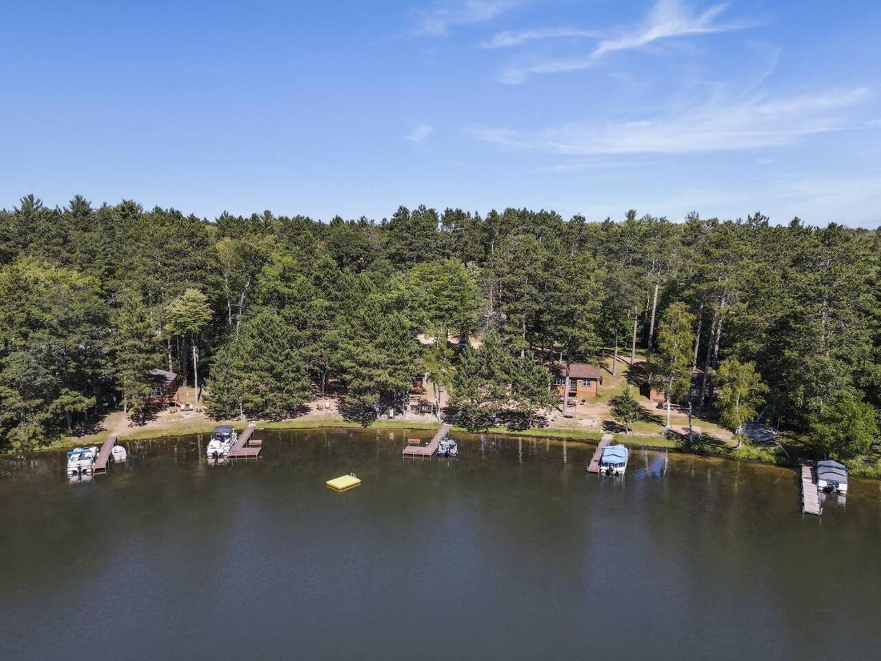 Saint Germain Bayview Resort Sunset Lookout Cabin 6 מראה חיצוני תמונה